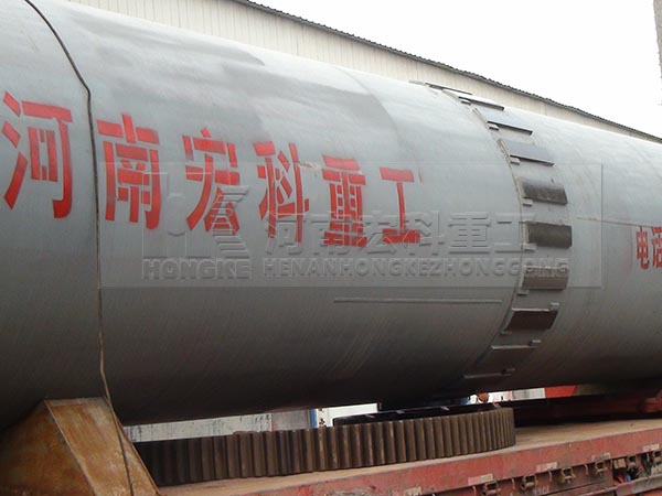 氧化鋅用作白色顏料，主要應用以下三個行業